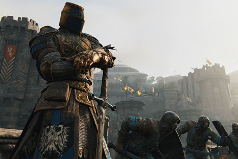 You can play as a male or female warden in For Honor. There are no stat differences between the genders, just the fighting styles. 