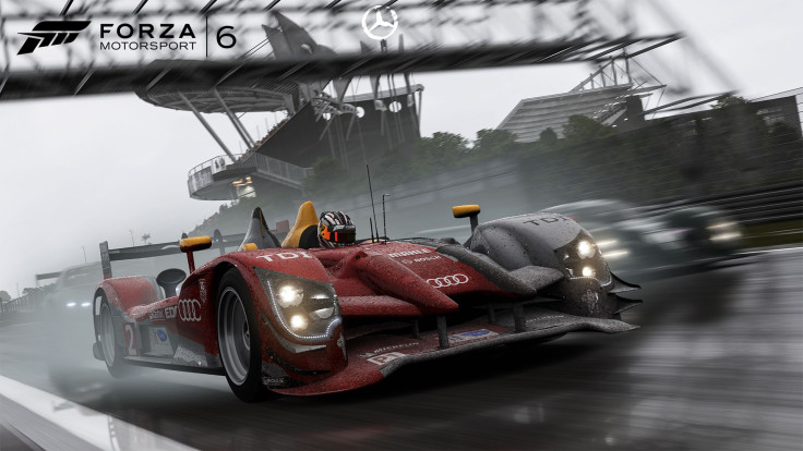 Forza 6 shows off LMP cars in the rain.