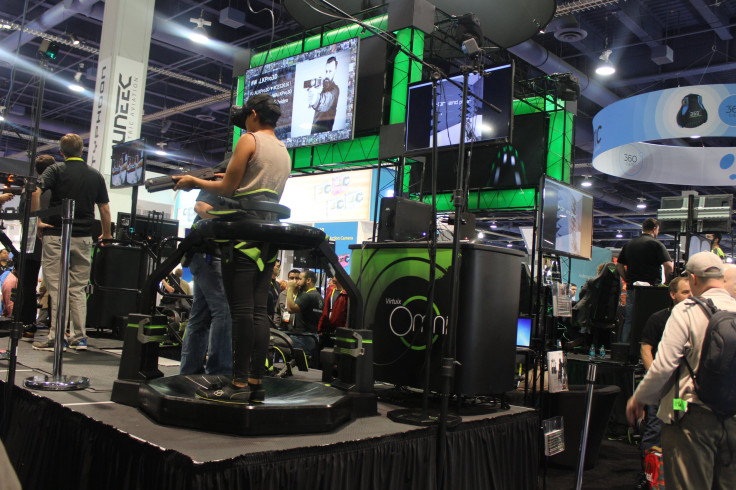 CES 2016 patron demoing Virtuix Omni 