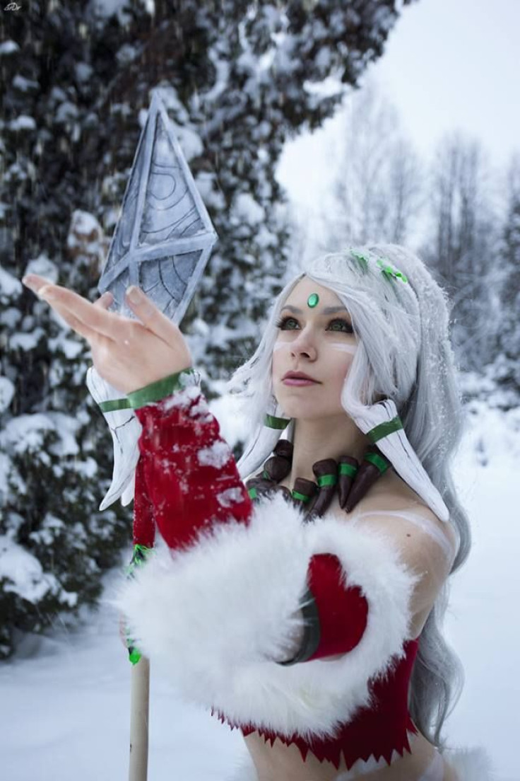 League of Legends "Snow Bunny" Nidalee by Sorano Suzu