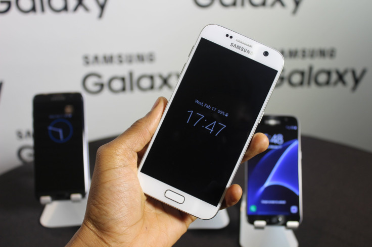 White Galaxy S7 