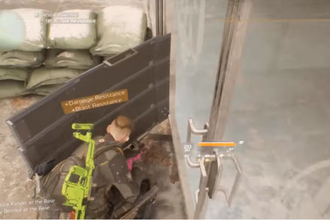 Mobile Cover glitch in 'The Division' enables players to slide through barriers.