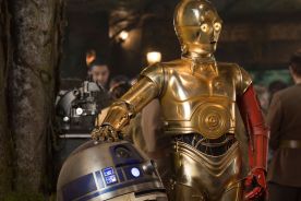 C-3PO and his red arm in 'Star Wars: The Force Awakens.'