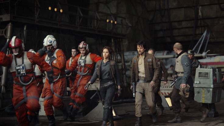 Felicity Jones and Diego Luna in Star Wars: Rogue One