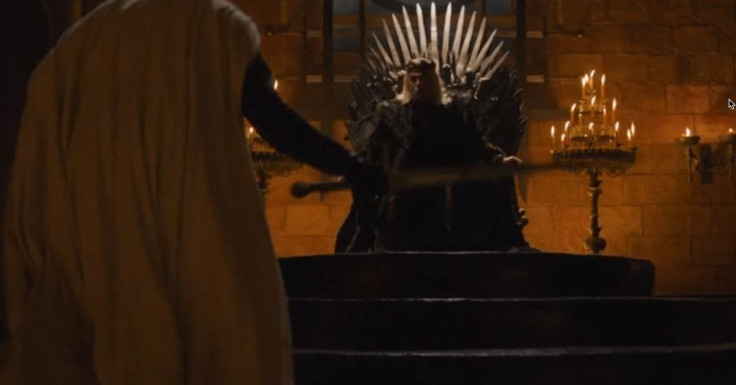 Jaime, Kingslayer, advances on a king in need of slaying.