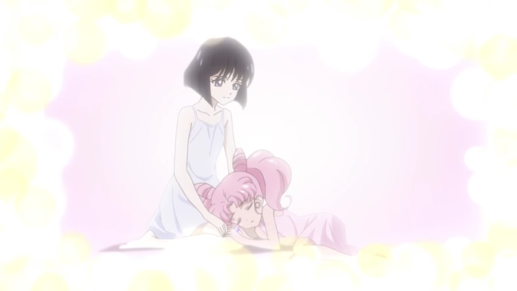 Hotaru protects her friend Chibiusa.