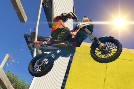New motorcycles with livery and matching race suit in GTA Cunning Stunts update.