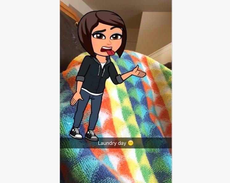 How To Use Snapchat Bitmoji, Draw Facepaint Or Change Your Voice With