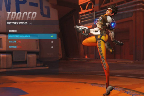 Tracer doing her thing