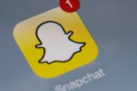 Snapchat users are reporting mass problems with the back camera flash not working after the latest update, but is there a fix?