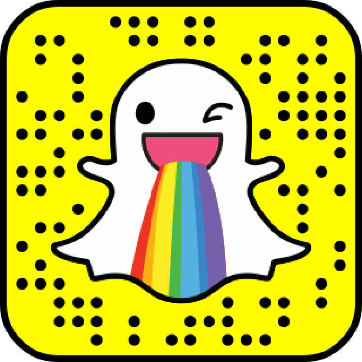 Noticed a new moon symbol on Snapchat but aren't sure what it means? Find out why the moon icon button is there and how to use it.