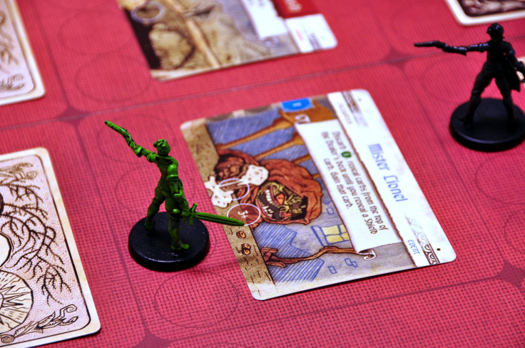 A player exploring an encounter card