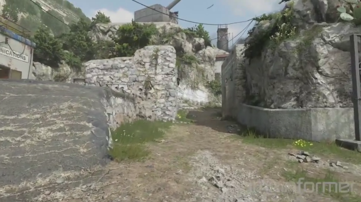 The spawn point of Gibraltar pushes teams toward machine guns or up the stairs.