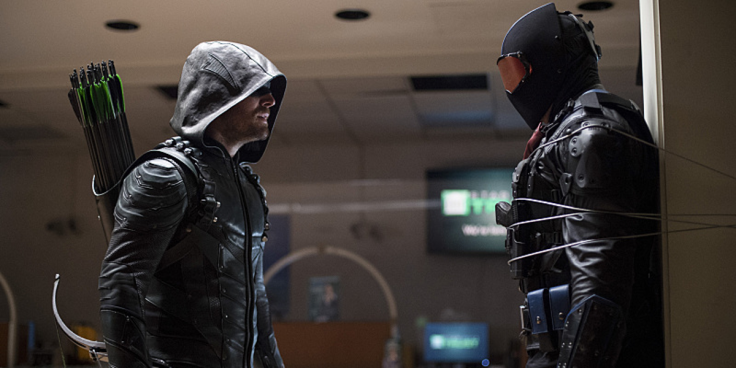 Oliver uses the bola arrow on Vigilante. 