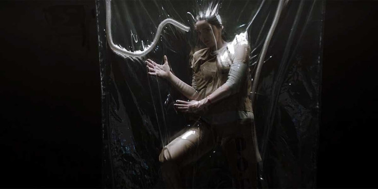 The original incarceration scene (shown in early trailers) dehumanized Polaris even more, which may be the reason it was changed for the premiere. 