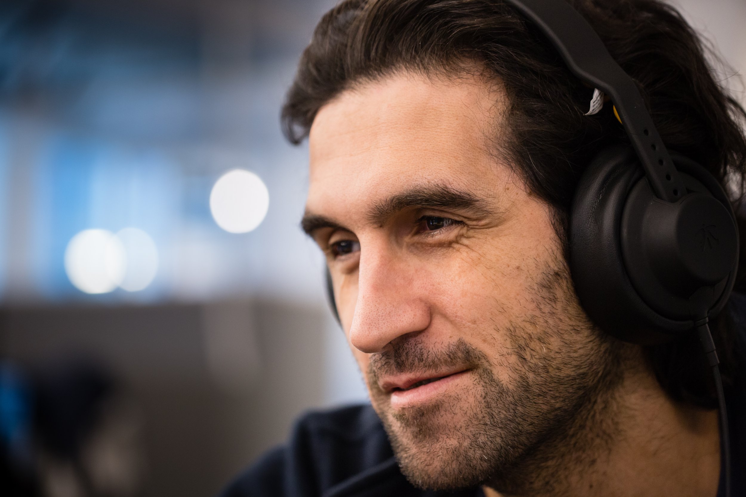 A Way Out’s Josef Fares Reveals The Truth Behind His EA Game Awards Rant