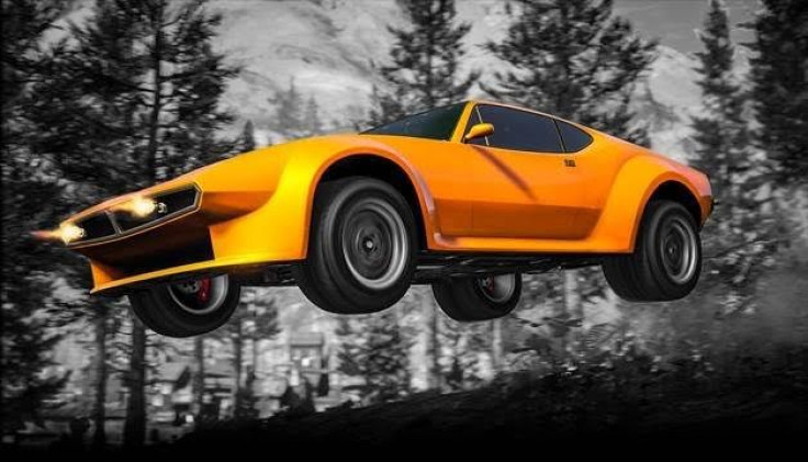 The Lampadati Viseris comes with two machine guns built right in