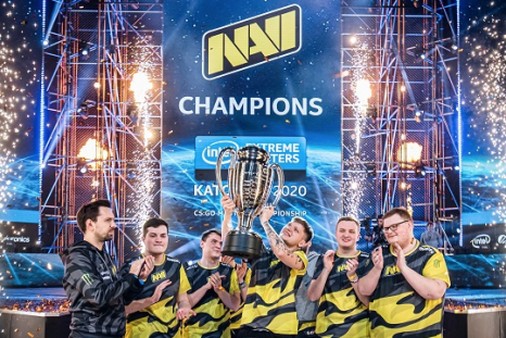 Na'Vi finishes strong.