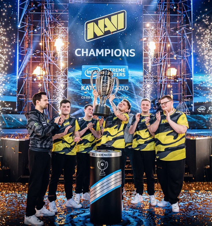 Na'Vi finishes strong.