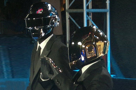 Daft Punk, not known for their live performances, will perform at the 2014 Grammy Awards with Grammy and music legend Stevie Wonder on January 26th.